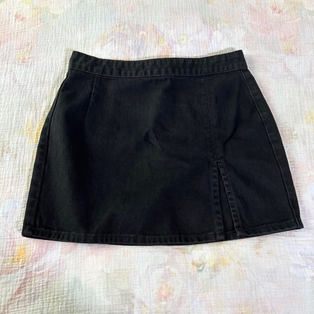 Lioness black denim mini skirt w/ side slit M